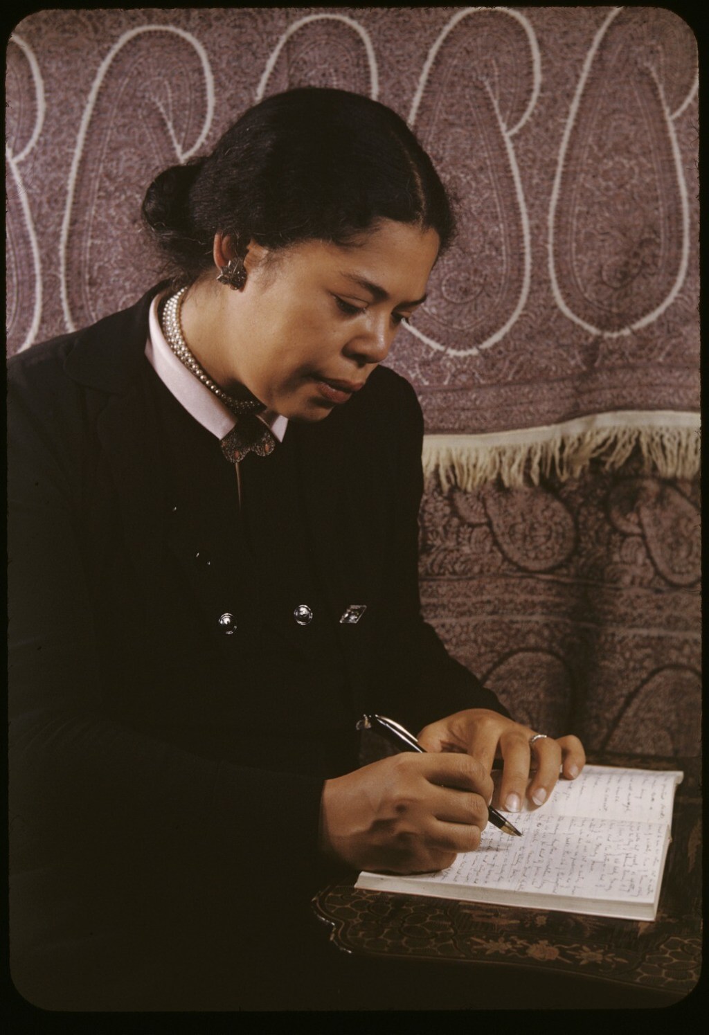 ART QUOTE | THE FIRST AFRICAN AMERICAN NOVELIST TO SELL A MILLION COPIES, ANN&nbsp;PETRY